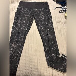 Lululemon pocket patterned leggings